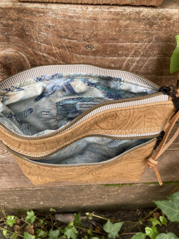 Tan embossed leaf and floral bag - Image 2