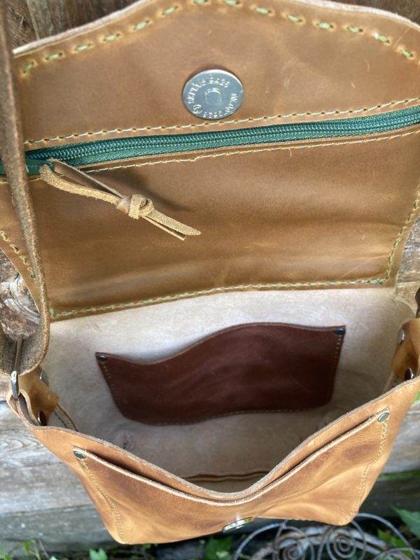 Golden Italian leather satchel - Image 2