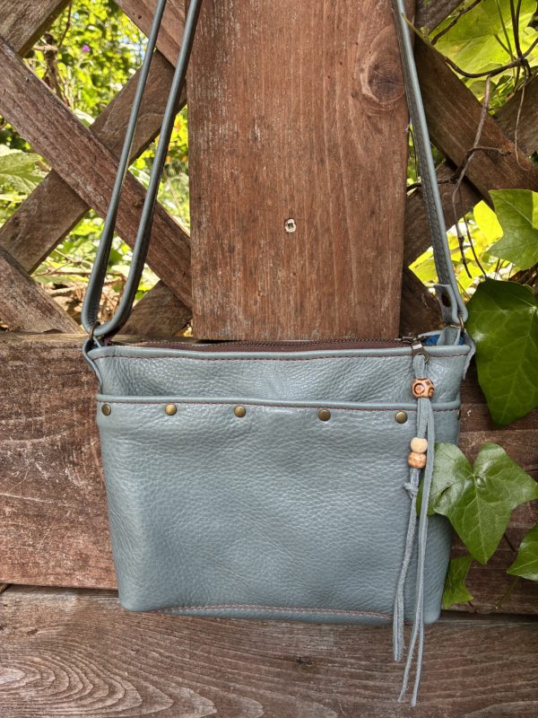 Seamist leather crossbody bag - Image 2