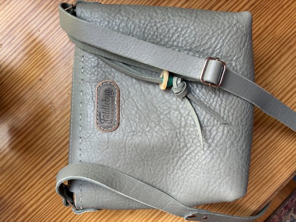 Light aqua leather bag - Image 4