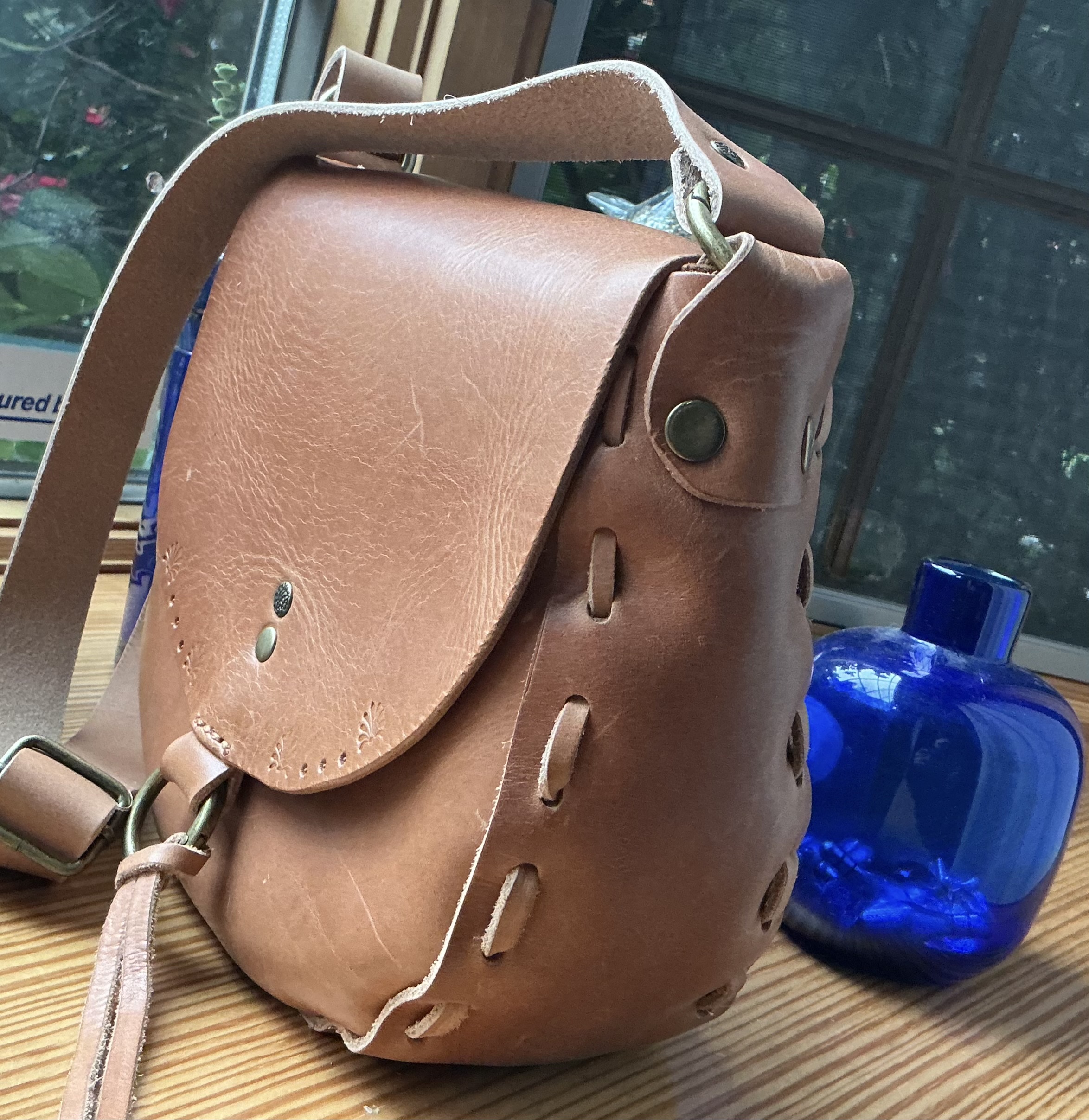 70’s style Leather satchel - Image 2